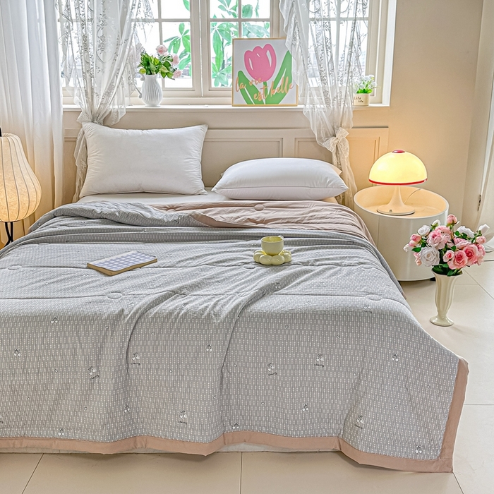 91家纺网 家纺一手货源 找家纺 好欣怡家纺 2026新款110克云柔棉被子50%新疆棉花夏被冬被被芯直播首选（含检测报告） 樱桃蝴蝶结-夏被