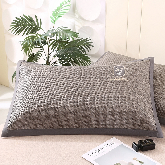 91家纺网 家纺一手货源 找家纺 小牛席业 2026新款霸王藤夏凉枕套单件枕套单品单枕套【铃兰】 霸王藤-幸运铃兰枕套（灰色）