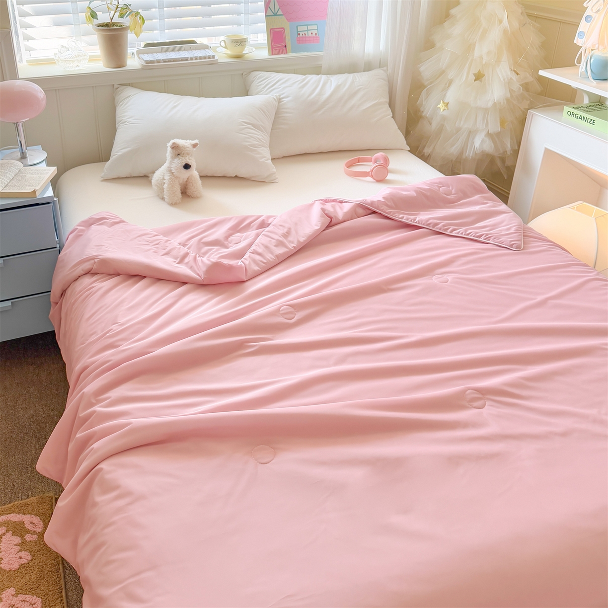 91家纺网 家纺一手货源 找家纺 名兮家居 2026春夏纯色双拼A类凉感丝夏凉被 豆沙