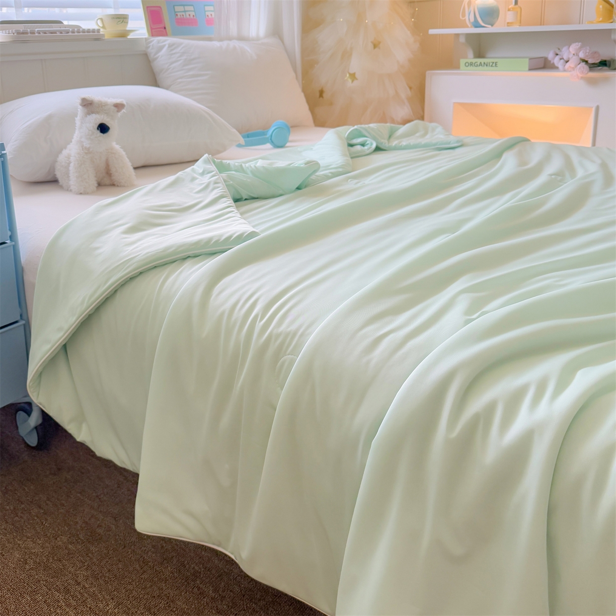 91家纺网 家纺一手货源 找家纺 名兮家居 2026春夏纯色双拼A类凉感丝夏凉被 薄荷绿