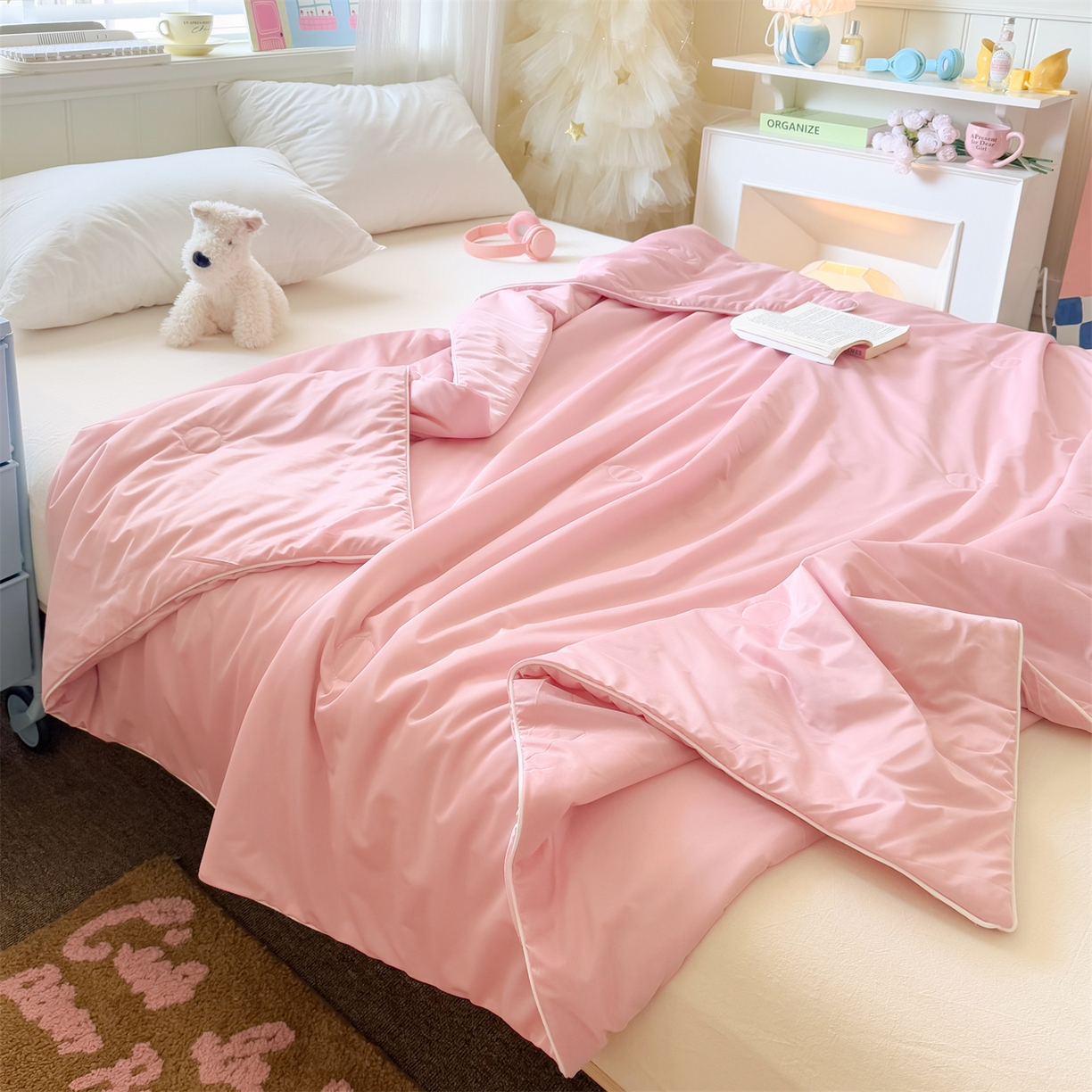 91家纺网 家纺一手货源 找家纺 名兮家居 2026春夏纯色双拼A类凉感丝夏凉被 豆沙