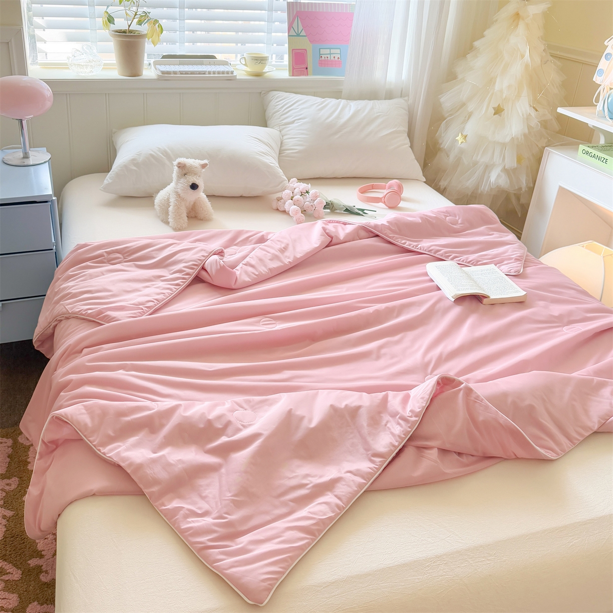 91家纺网 家纺一手货源 找家纺 名兮家居 2026春夏纯色双拼A类凉感丝夏凉被 豆沙