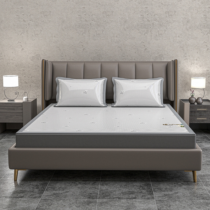 91家纺网 家纺一手货源 找家纺 （总）小牛席业 2026新款【建模风格】双PE高凉感-腊肠狗格纹提花冰丝席平铺款凉席席子藤席冰藤席