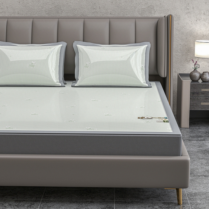 91家纺网 家纺一手货源 找家纺 小牛席业 2026新款【建模风格】双PE高凉感-腊肠狗格纹提花冰丝席平铺款凉席席子 腊肠狗格纹-抹茶