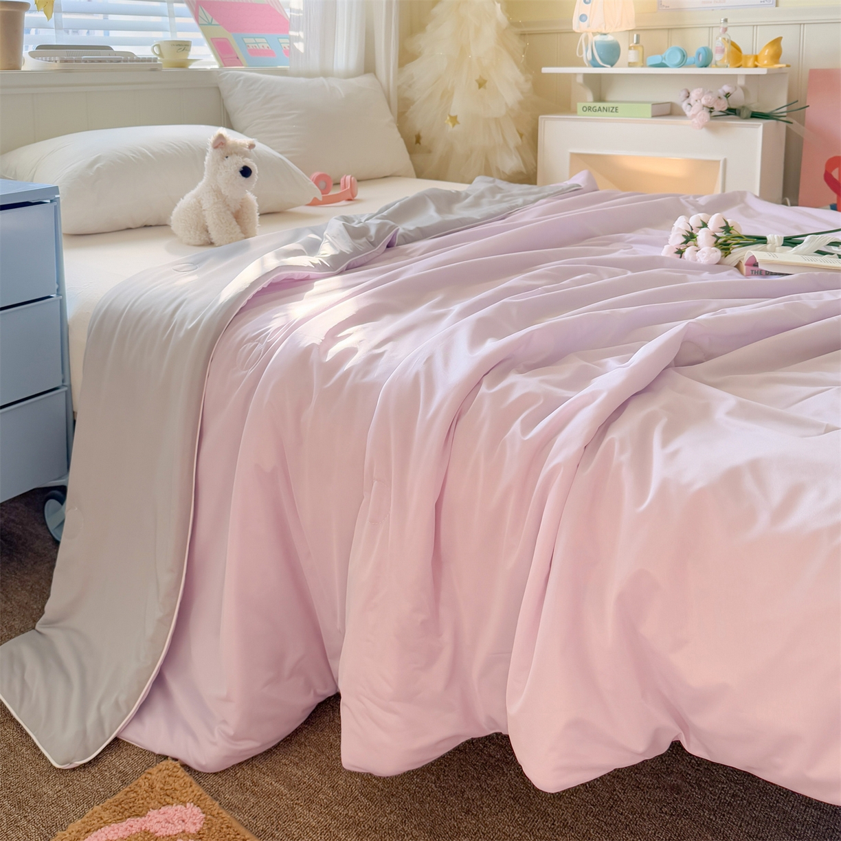 91家纺网 家纺一手货源 找家纺 名兮家居 2026春夏纯色双拼A类凉感丝夏凉被 梦幻紫-浅灰