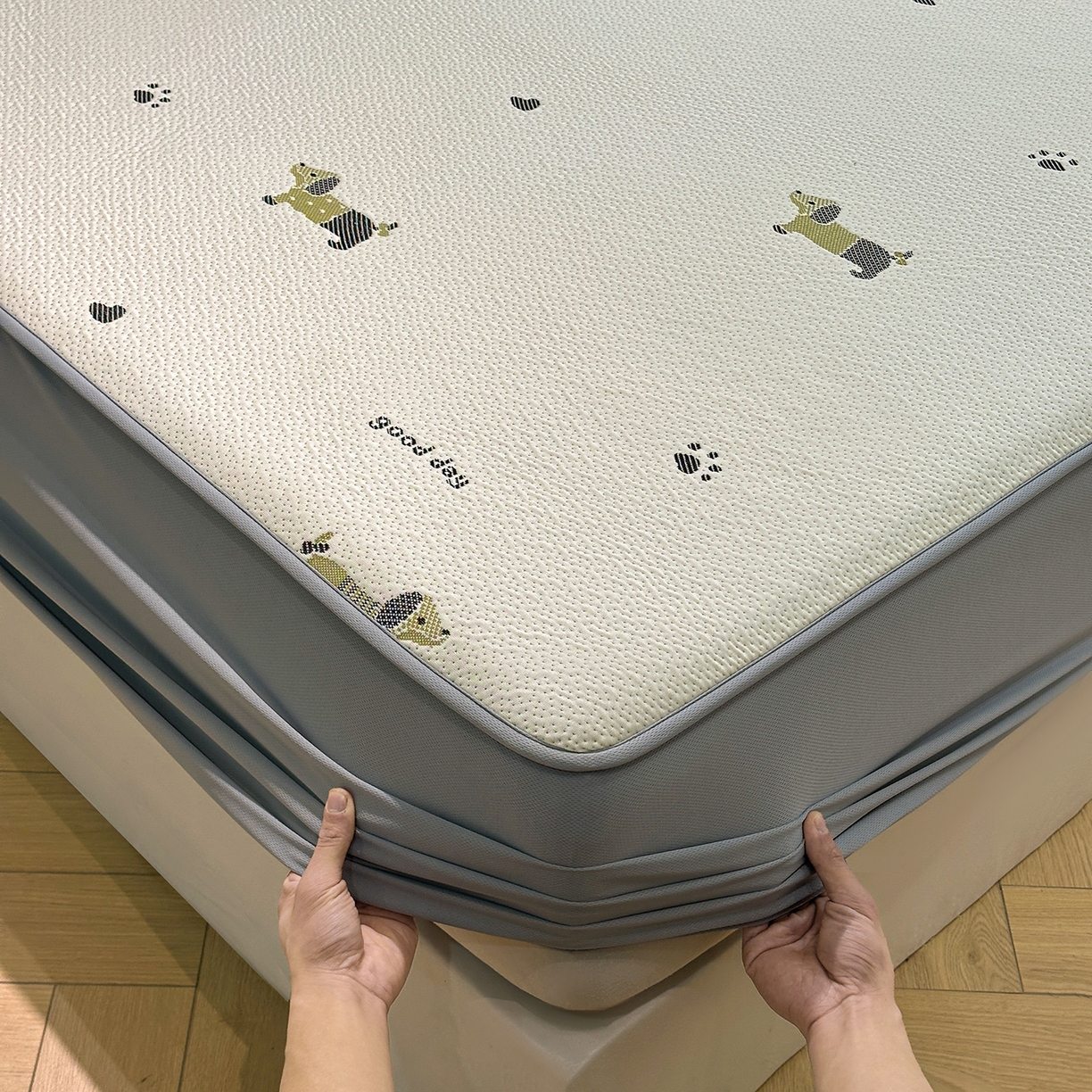 91家纺网 家纺一手货源 找家纺 （总）玉相逢 2026新款卡通实拍小红书爆款凉豆豆凉席100%PE 乙纶凉感可水洗床席席子-床笠款