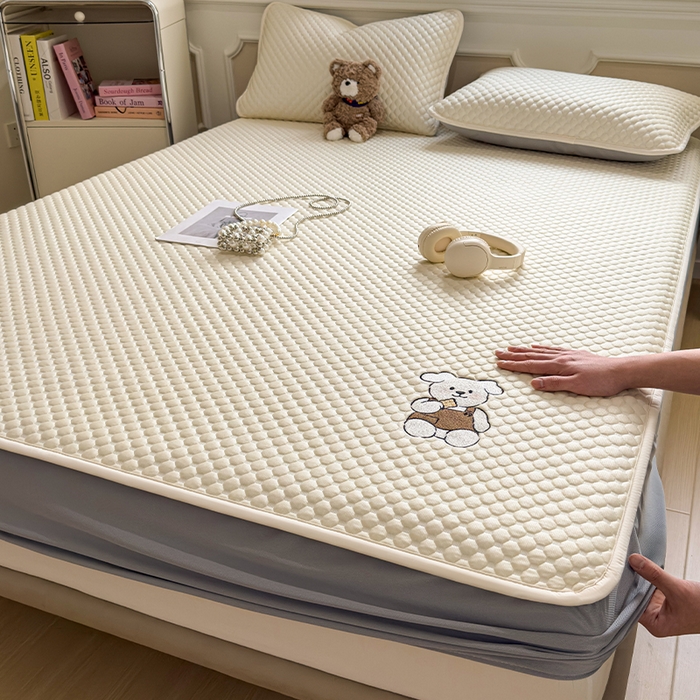 91家纺网 家纺一手货源 找家纺 （总）莱家富 2026新款凉感值过0.21冰丝床单单件冰豆豆凉席卡通冰丝家用单人学生宿舍上下铺