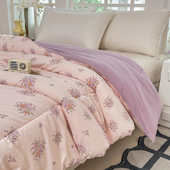 91家纺网 家纺一手货源 找家纺 好欣怡家纺 2026新款110克云柔棉被子50%新疆棉花夏被冬被被芯直播首选（含检测报告） 紫樱浅粉-冬被