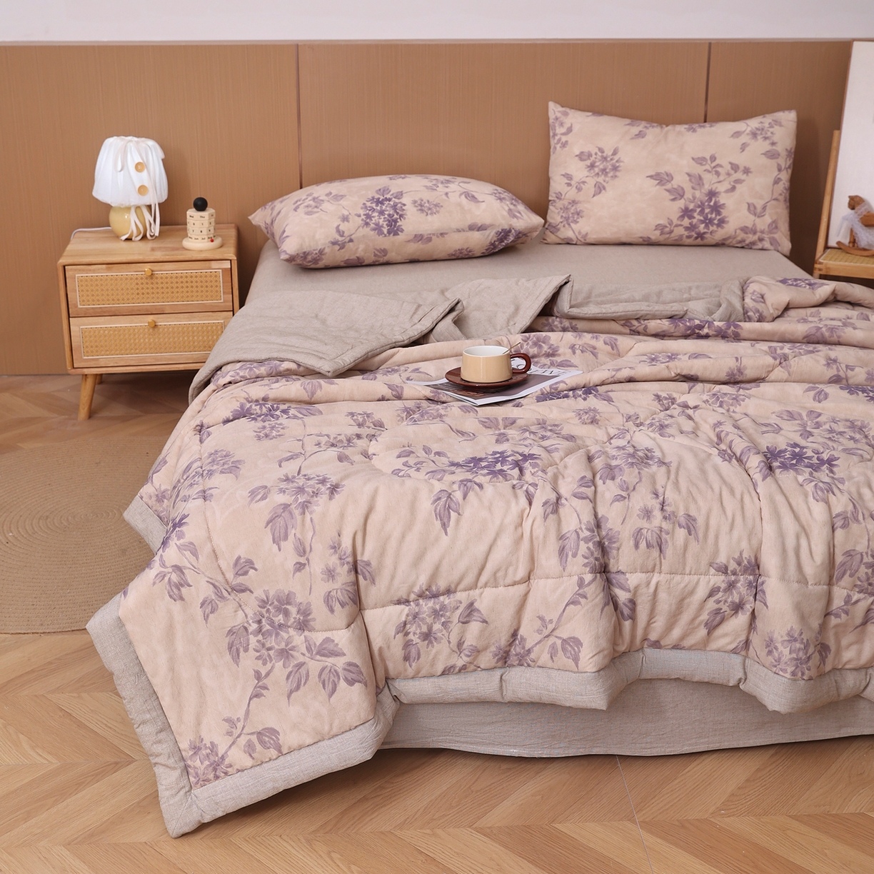 91家纺网 家纺一手货源 找家纺 尊妙被业 2026新款全棉亚麻夏被100%新疆棉夏被四件套印花款 兰枝玉树-蓝