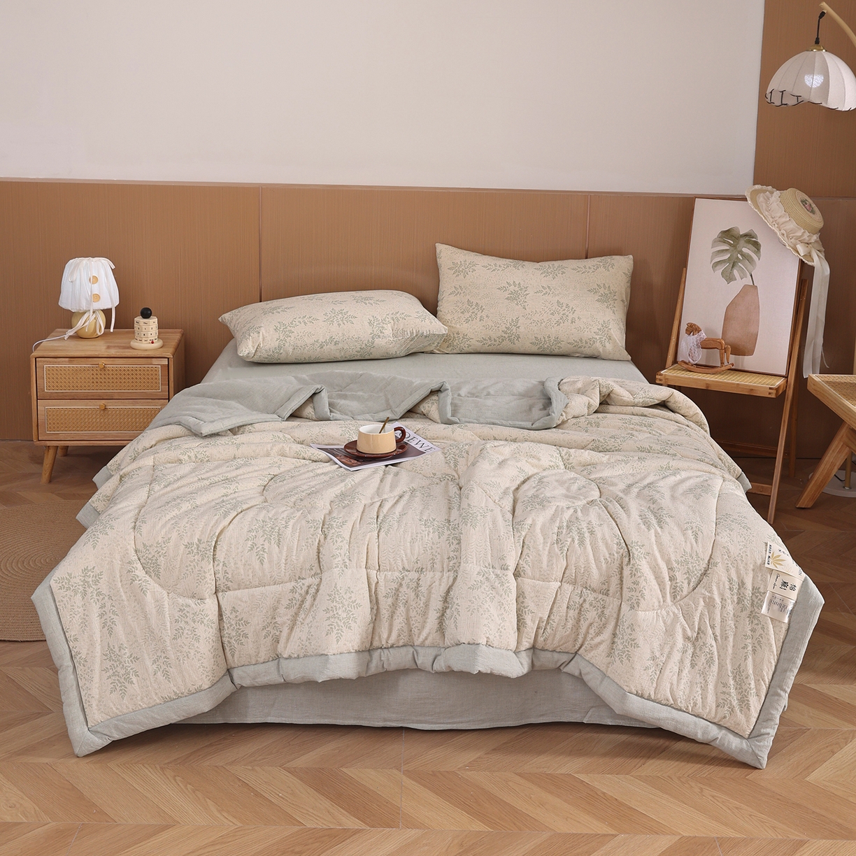 91家纺网 家纺一手货源 找家纺 尊妙被业 2026新款全棉亚麻夏被100%新疆棉夏被四件套印花款 叶枫-绿