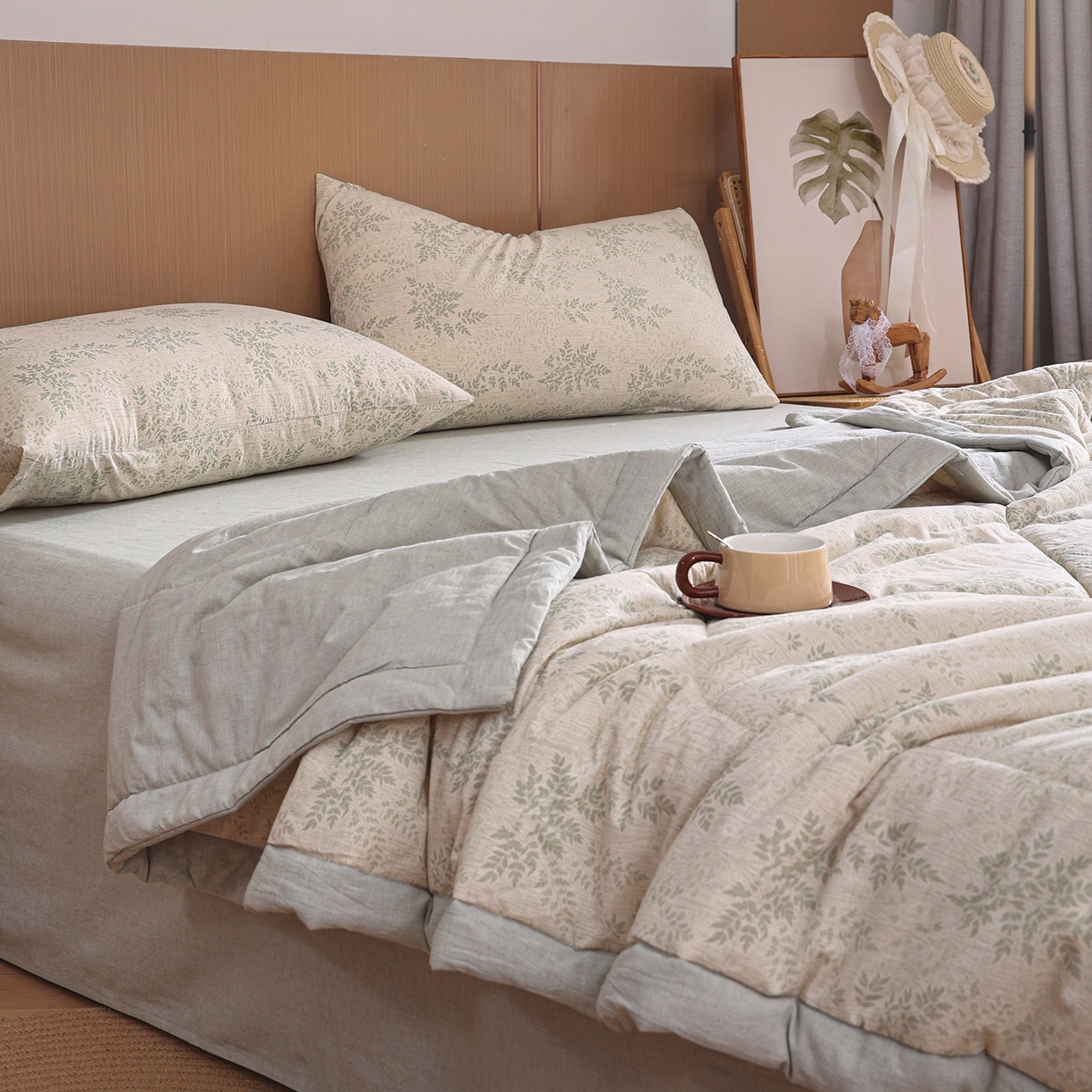 91家纺网 家纺一手货源 找家纺 尊妙被业 2026新款全棉亚麻夏被100%新疆棉夏被四件套印花款 叶枫-绿