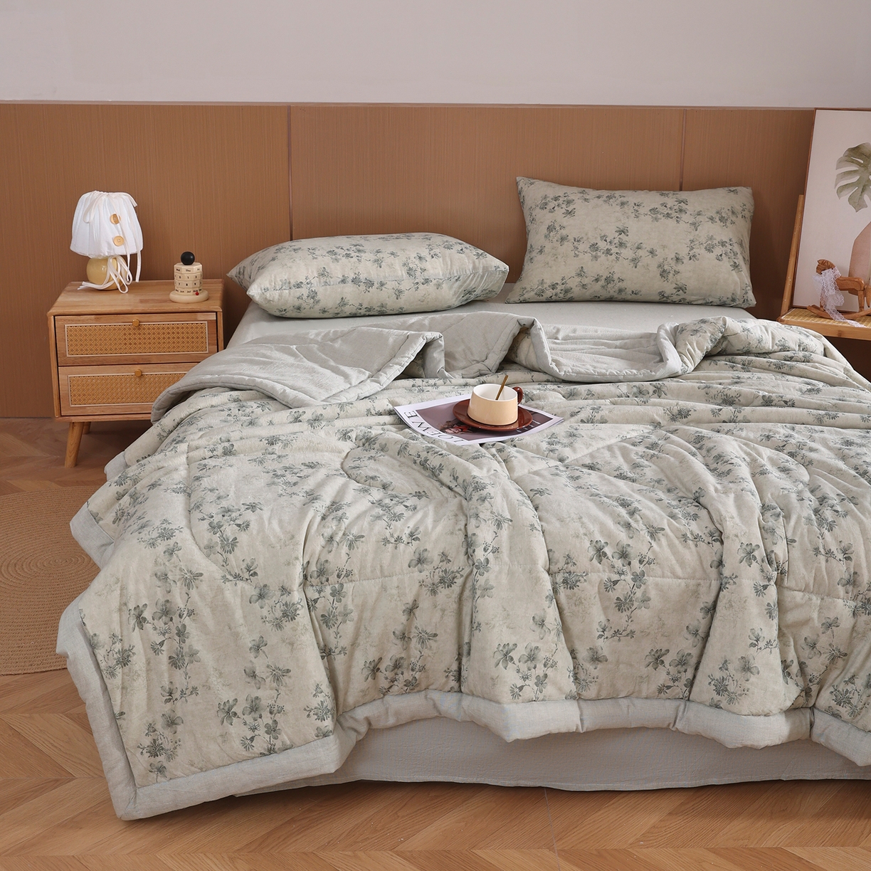 91家纺网 家纺一手货源 找家纺 尊妙被业 2026新款全棉亚麻夏被100%新疆棉夏被四件套印花款 映雪-绿