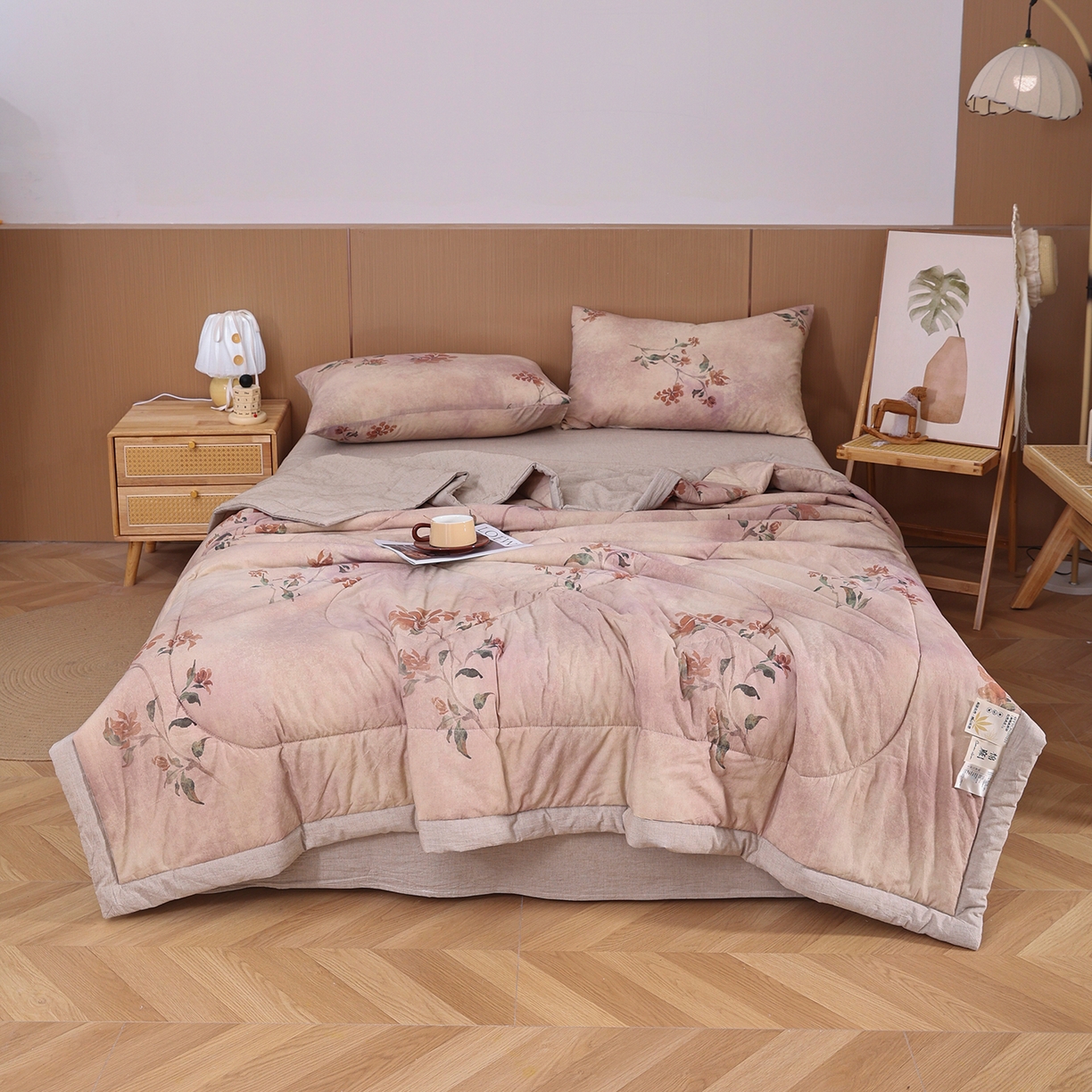 91家纺网 家纺一手货源 找家纺 尊妙被业 2026新款全棉亚麻夏被100%新疆棉夏被四件套印花款 芙香漫野-黄