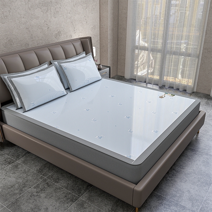 91家纺网 家纺一手货源 找家纺 小牛席业 2026新款【建模风格】双PE高凉感-腊肠狗格纹提花冰丝席床笠款凉席席子 腊肠狗格纹-蓝色