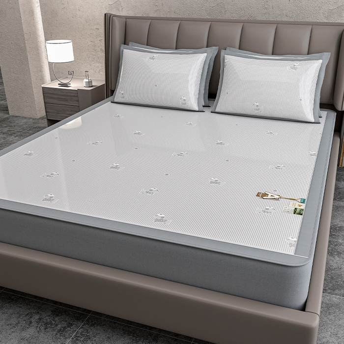 91家纺网 家纺一手货源 找家纺 小牛席业 2026新款【建模风格】双PE高凉感-腊肠狗格纹提花冰丝席床笠款凉席席子 腊肠狗格纹-灰色