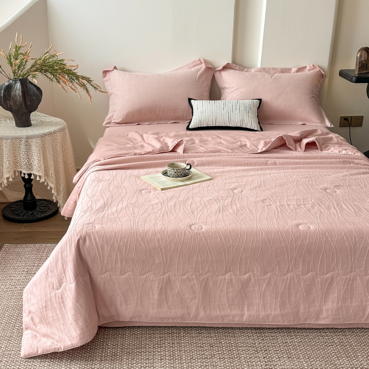 91家纺网 家纺一手货源 找家纺 （总）梵克保罗 2026春夏新款全棉60S长绒棉立体厚织提花夏被四件套单夏被枕套夏凉被空调被