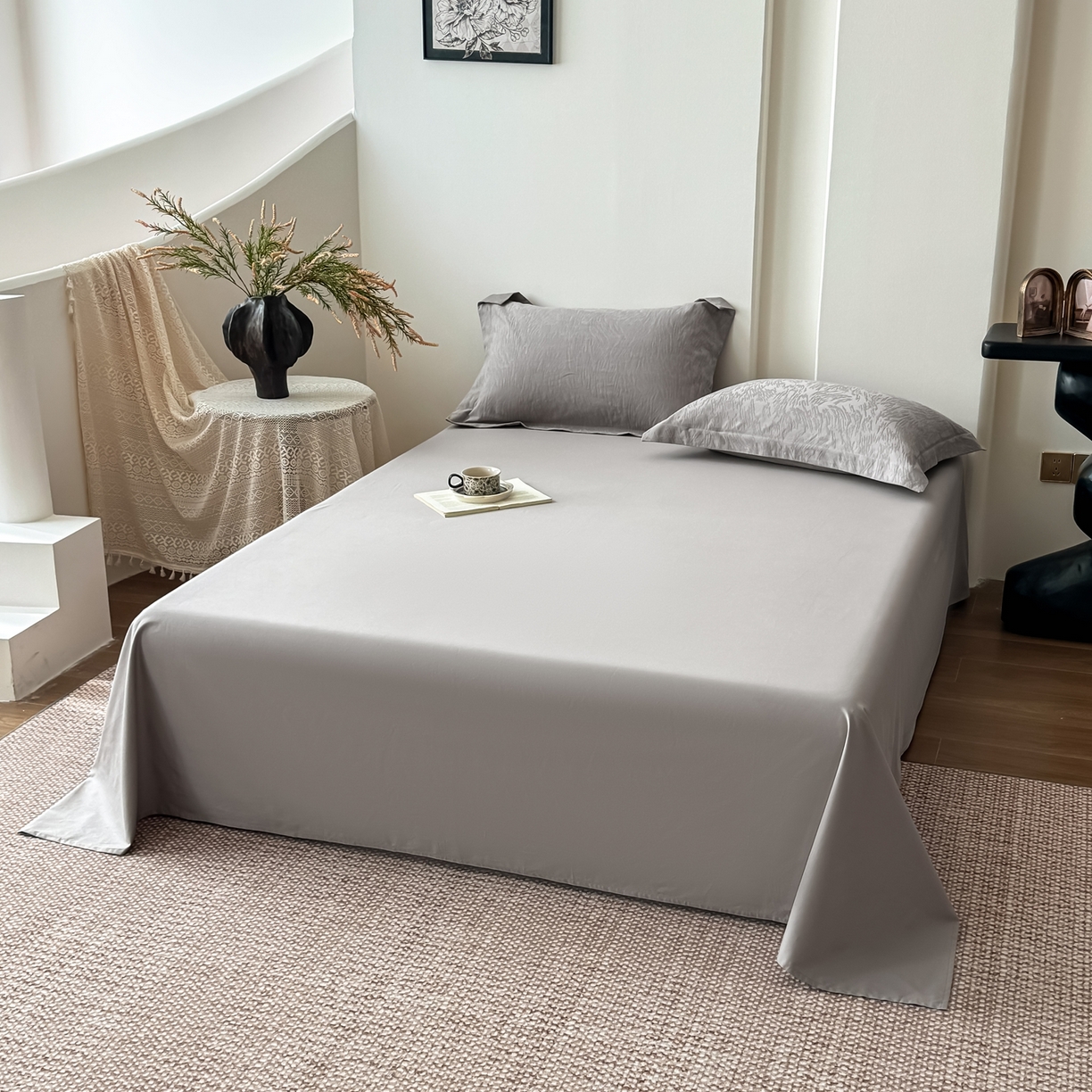 91家纺网 家纺一手货源 找家纺 梵克保罗 2026春夏新款全棉60S长绒棉立体厚织提花夏被四件套单夏被枕套夏凉被空调被 克拉拉-太空灰