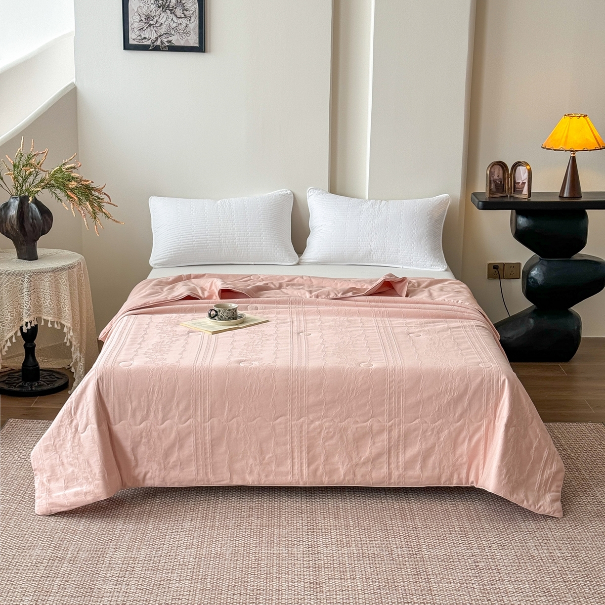 91家纺网 家纺一手货源 找家纺 梵克保罗 2026春夏新款全棉60S长绒棉立体厚织提花夏被四件套单夏被枕套夏凉被空调被 花漾甜心-唯美粉