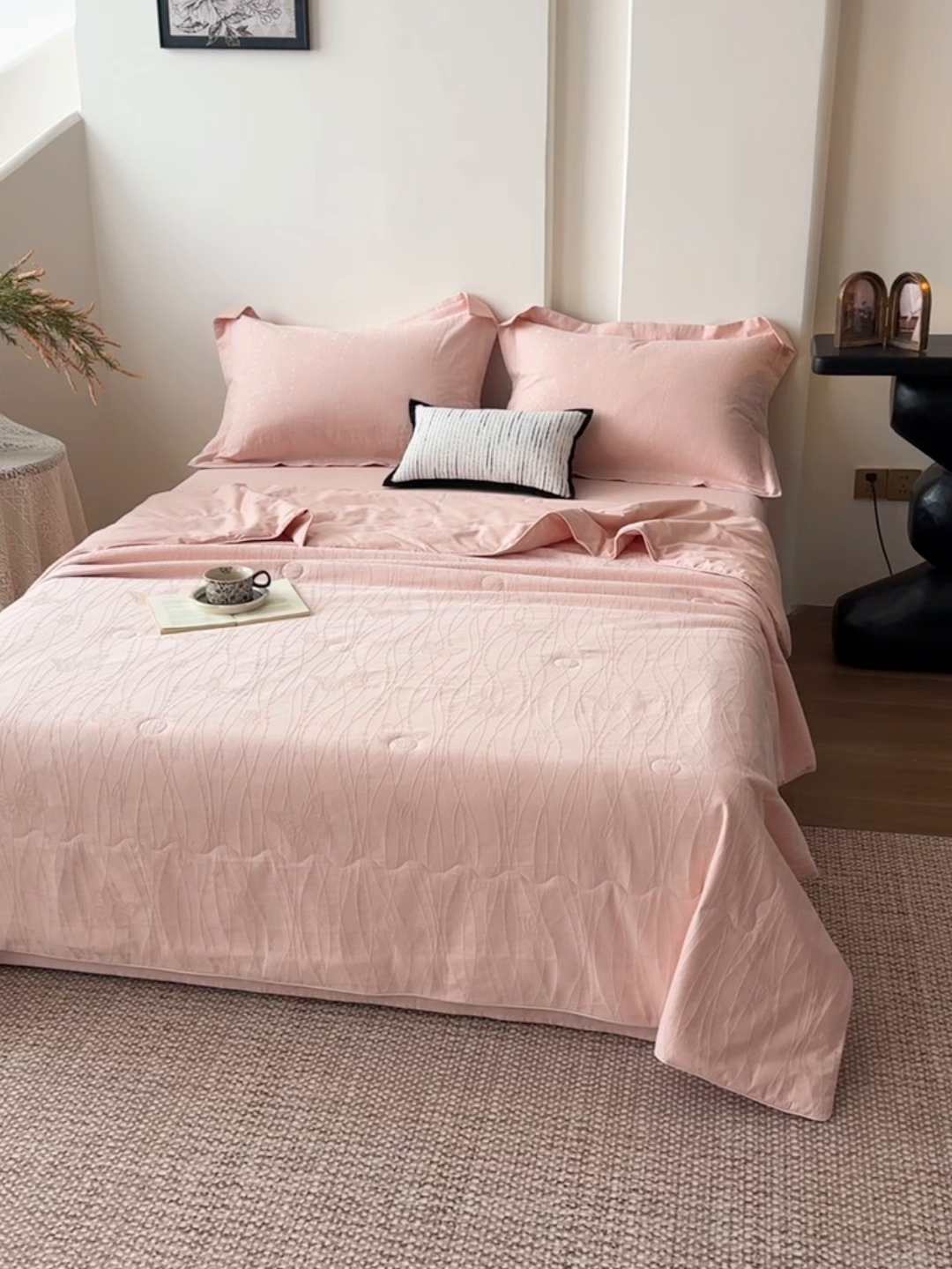 91家纺网 家纺一手货源 找家纺 （总）梵克保罗 2026春夏新款全棉60S长绒棉立体厚织提花夏被四件套单夏被枕套夏凉被空调被