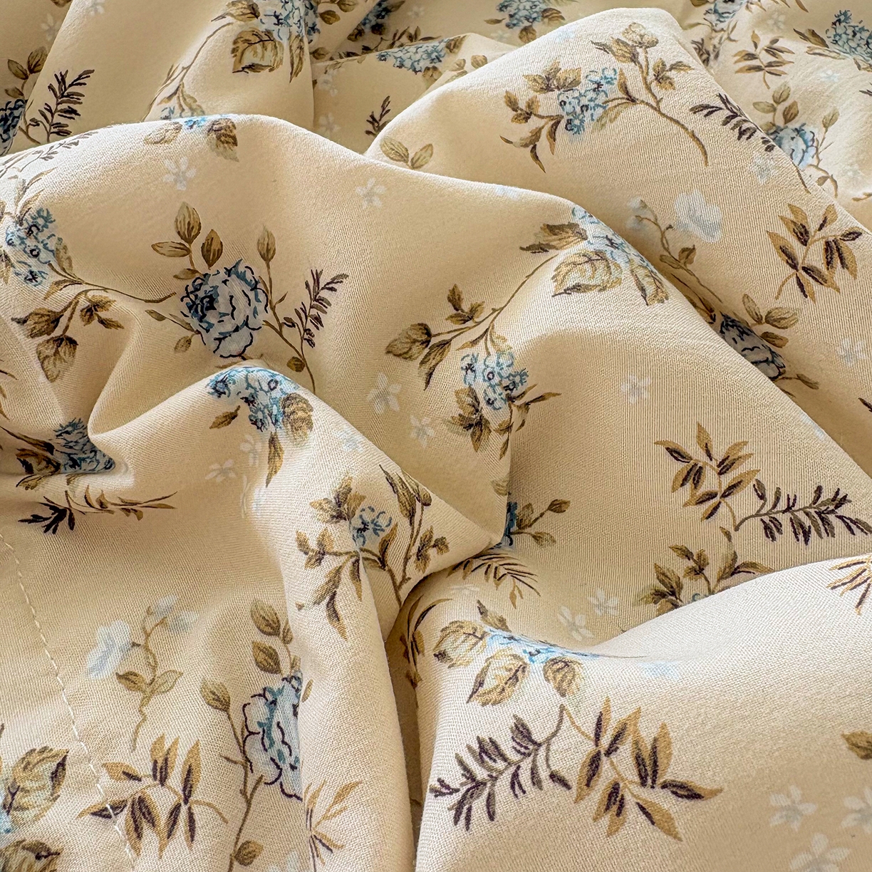 91家纺网 家纺一手货源 找家纺 宜梦家居 2026新款水洗棉皱皱纱夏被夏凉被空调被 花色娇美