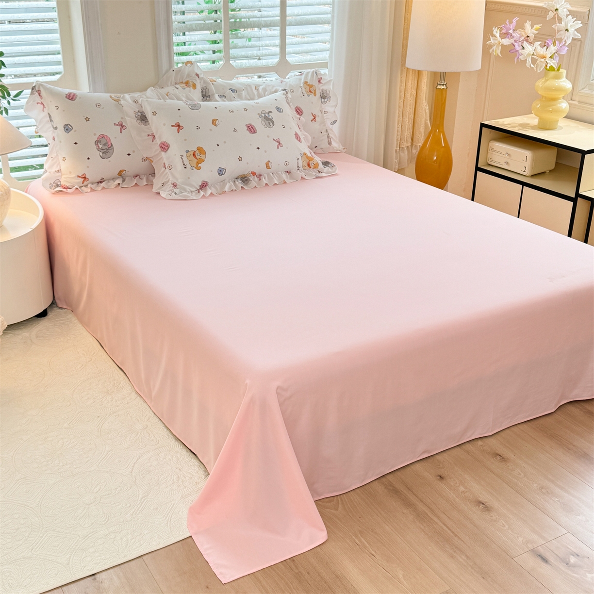 91家纺网 家纺一手货源 找家纺 经年 2026新款韩版花边水洗云朵棉四件套 可爱修狗