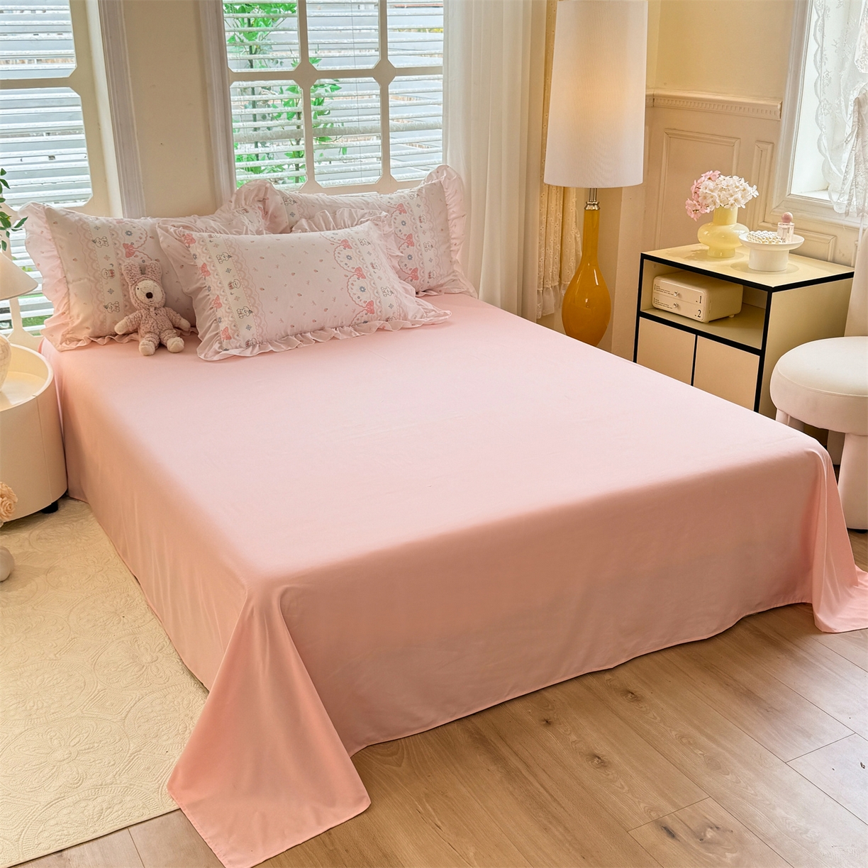 91家纺网 家纺一手货源 找家纺 经年 2026新款韩版花边水洗云朵棉四件套 布丁狗粉