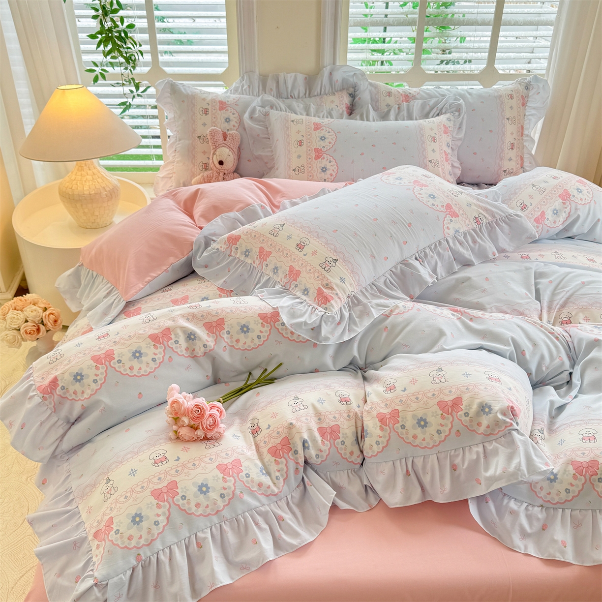 91家纺网 家纺一手货源 找家纺 经年 2026新款韩版花边水洗云朵棉四件套 布丁狗蓝