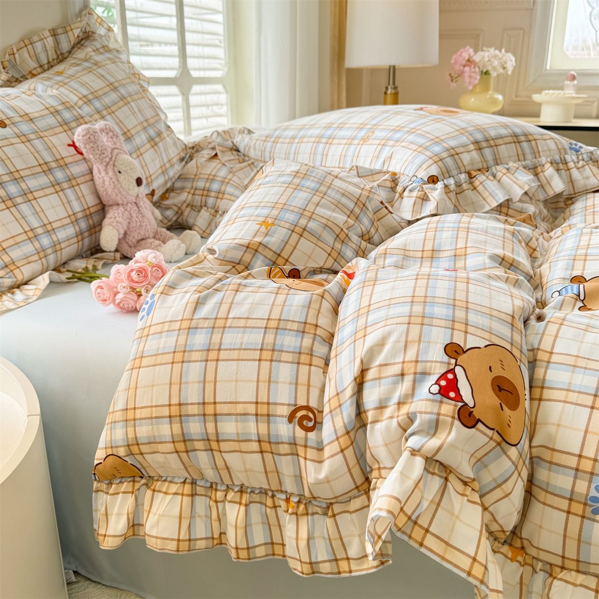 91家纺网 家纺一手货源 找家纺 经年 2026新款韩版花边水洗云朵棉四件套 卡皮吧啦