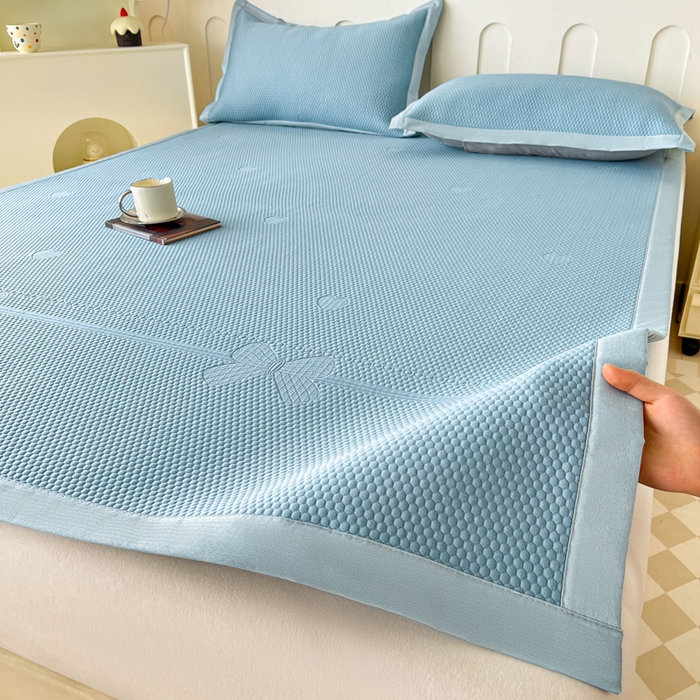 91家纺网 家纺一手货源 找家纺 月茶家纺 2026春夏新款A类凉豆豆凉感席凉席席子-冰蝶 几何蝶-蓝色