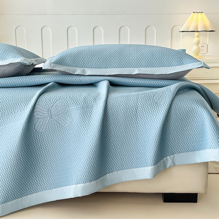 91家纺网 家纺一手货源 找家纺 月茶家纺 2026春夏新款A类凉豆豆凉感席凉席席子-冰蝶 几何蝶-蓝色