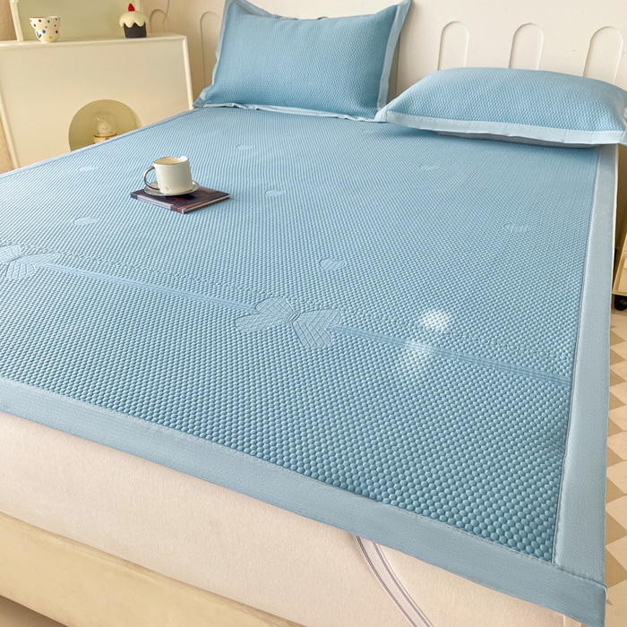 91家纺网 家纺一手货源 找家纺 月茶家纺 2026春夏新款A类凉豆豆凉感席凉席席子-冰蝶 几何蝶-蓝色