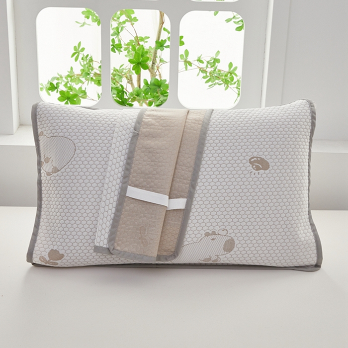 91家纺网 家纺一手货源 找家纺 翎盈家纺 2026新款夏季卡通凉感冰豆豆枕巾可水洗枕头巾单枕巾枕巾单件 卡皮巴拉咖