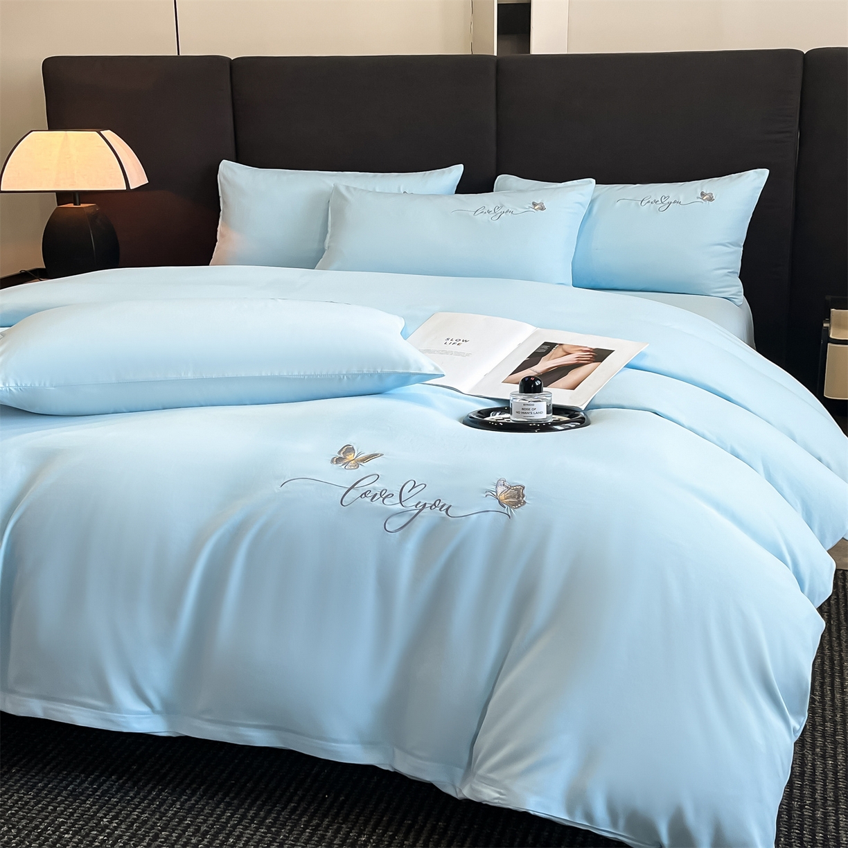 91家纺网 家纺一手货源 找家纺 经年 2026春夏新款亲肤棉加厚磨毛刺绣四件套-蝶舞 蝶舞-蓝