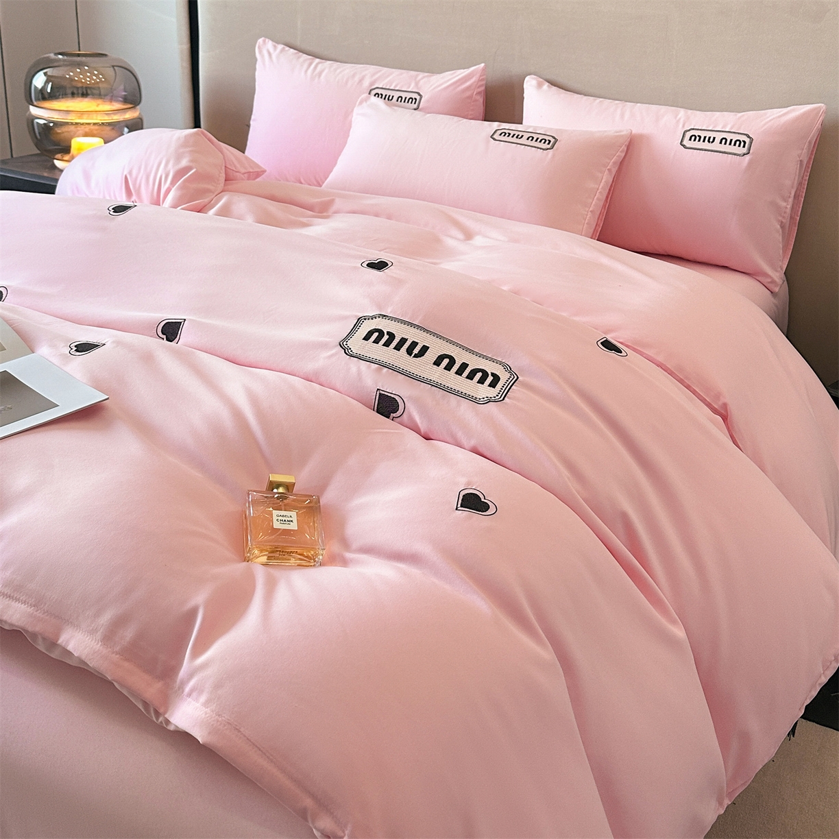 经年 2026春夏新款亲肤棉加厚磨毛刺绣四件套-缪斯 缪斯-粉