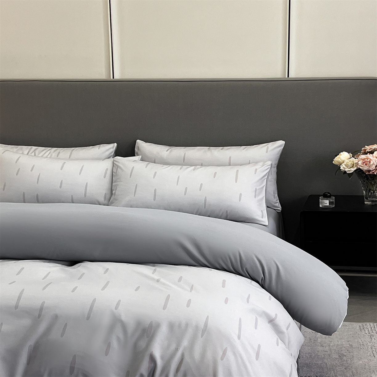 91家纺网 家纺一手货源 找家纺 经年 2026春夏新款亲肤棉加厚磨毛数码印花四件套-流星 流星-浅灰