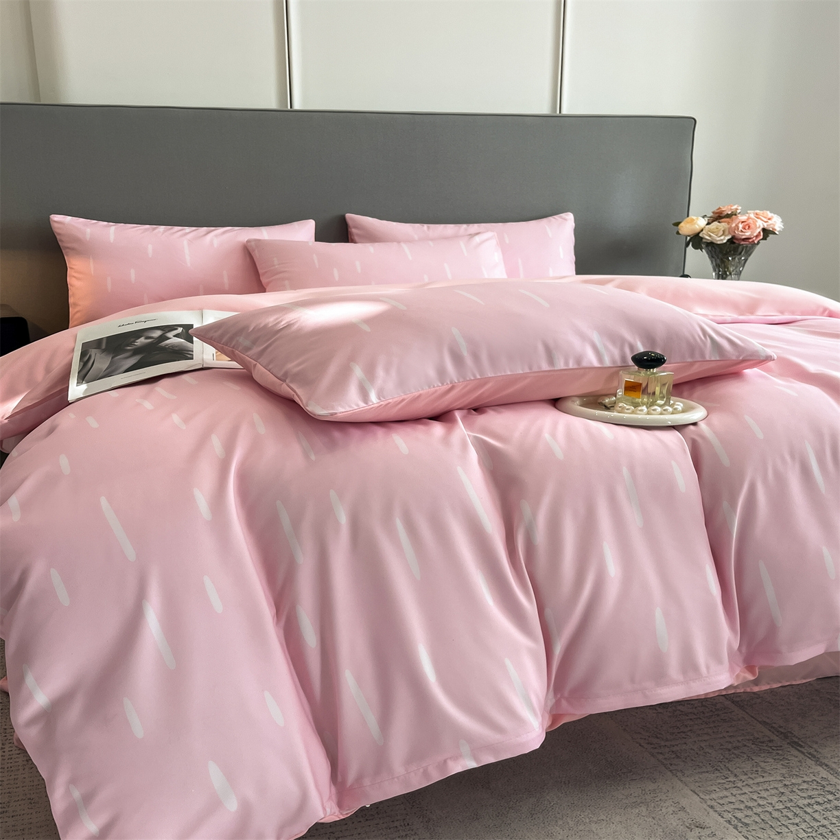 91家纺网 家纺一手货源 找家纺 经年 2026春夏新款亲肤棉加厚磨毛数码印花四件套-流星 流星-粉