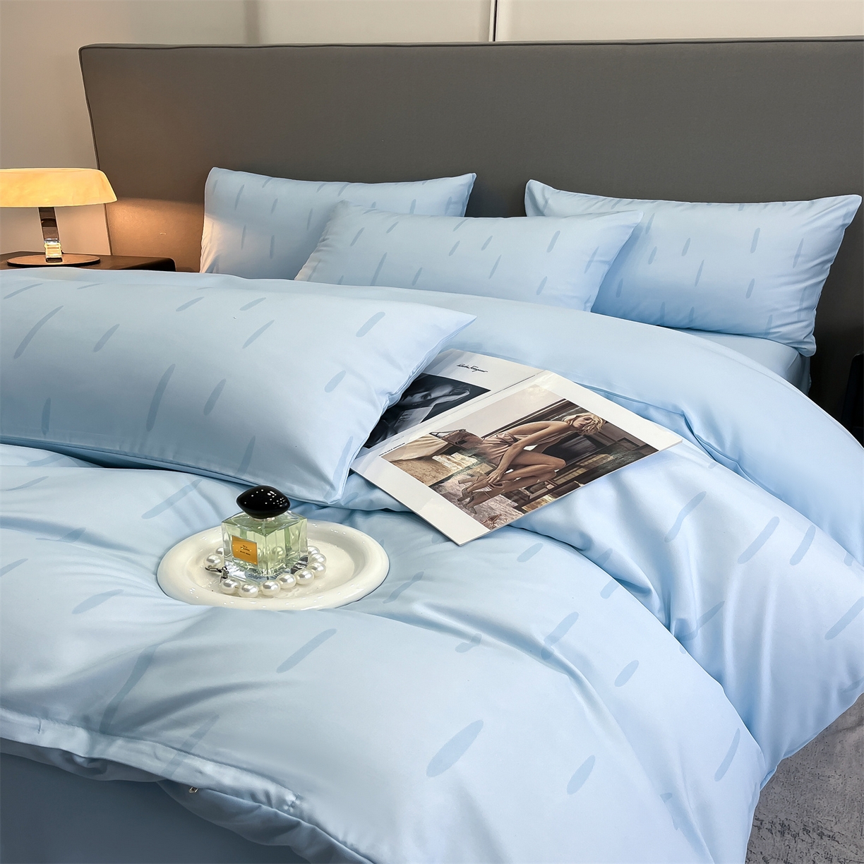 91家纺网 家纺一手货源 找家纺 经年 2026春夏新款亲肤棉加厚磨毛数码印花四件套-流星 流星-蓝