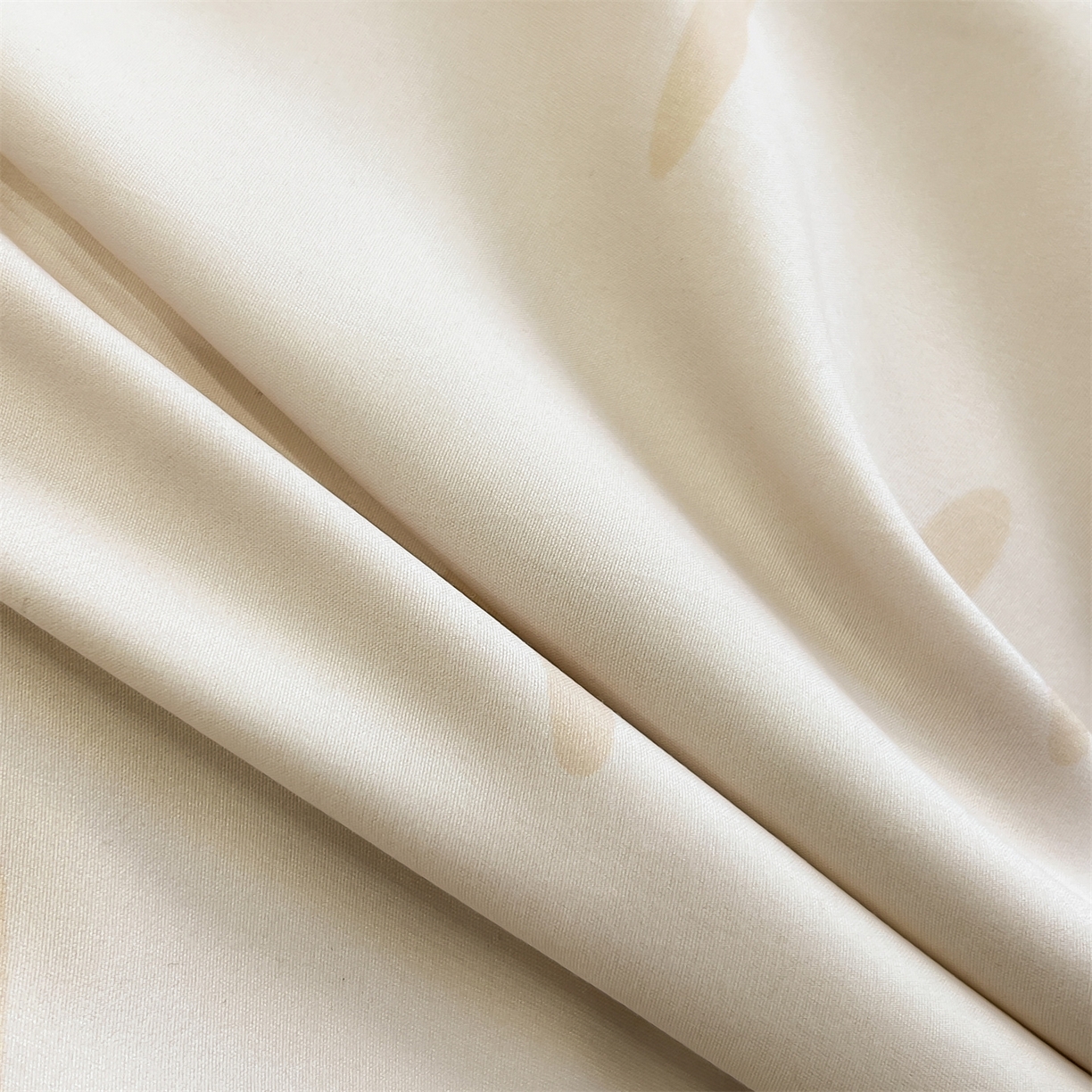 91家纺网 家纺一手货源 找家纺 经年 2026春夏新款亲肤棉加厚磨毛数码印花四件套-流星 流星-香槟