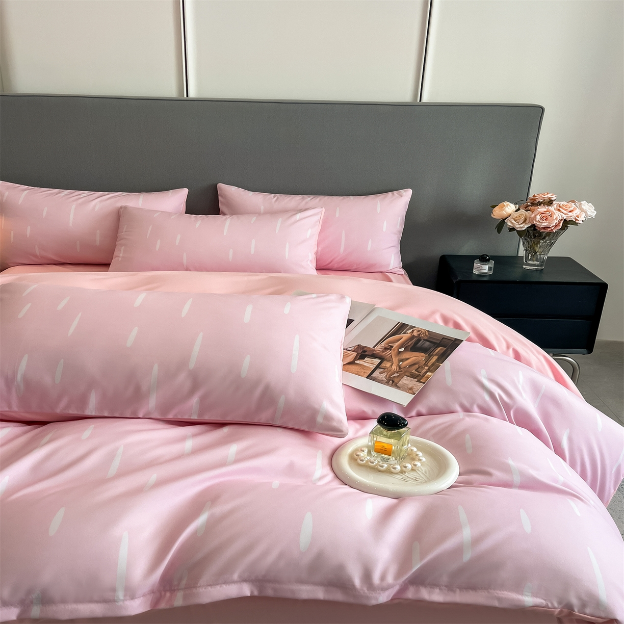 91家纺网 家纺一手货源 找家纺 经年 2026春夏新款亲肤棉加厚磨毛数码印花四件套-流星 流星-粉