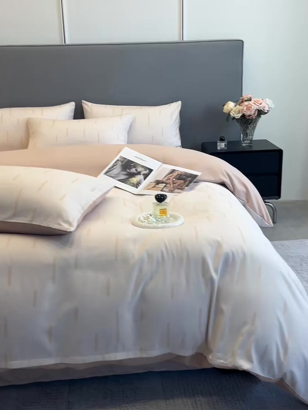 91家纺网 家纺一手货源 找家纺 经年 2026春夏新款亲肤棉加厚磨毛数码印花四件套-流星 流星-香槟