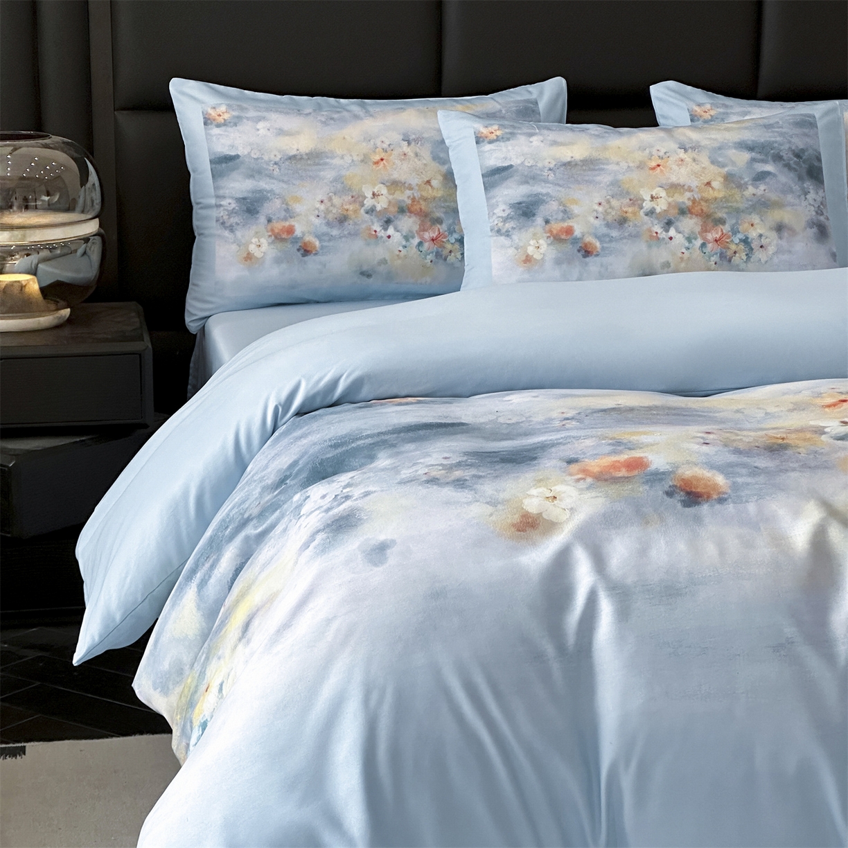 91家纺网 家纺一手货源 找家纺 经年 2026春夏新款亲肤棉加厚磨毛数码印花四件套-倾城 倾城-蓝色