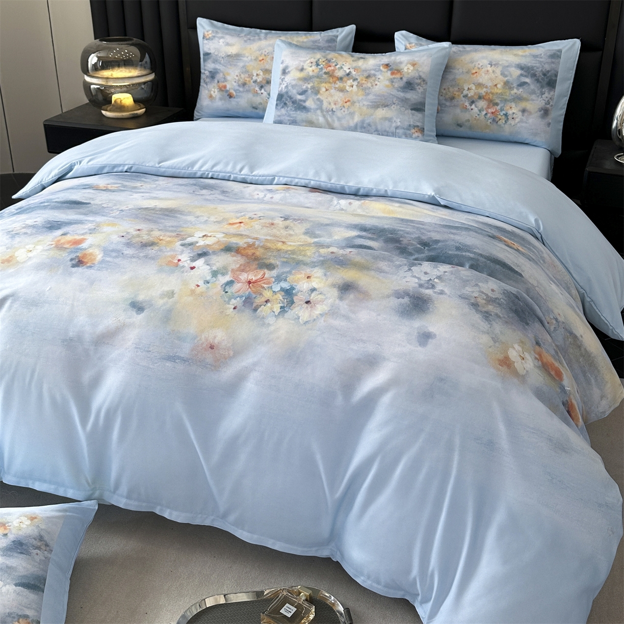 91家纺网 家纺一手货源 找家纺 经年 2026春夏新款亲肤棉加厚磨毛数码印花四件套-倾城 倾城-蓝色