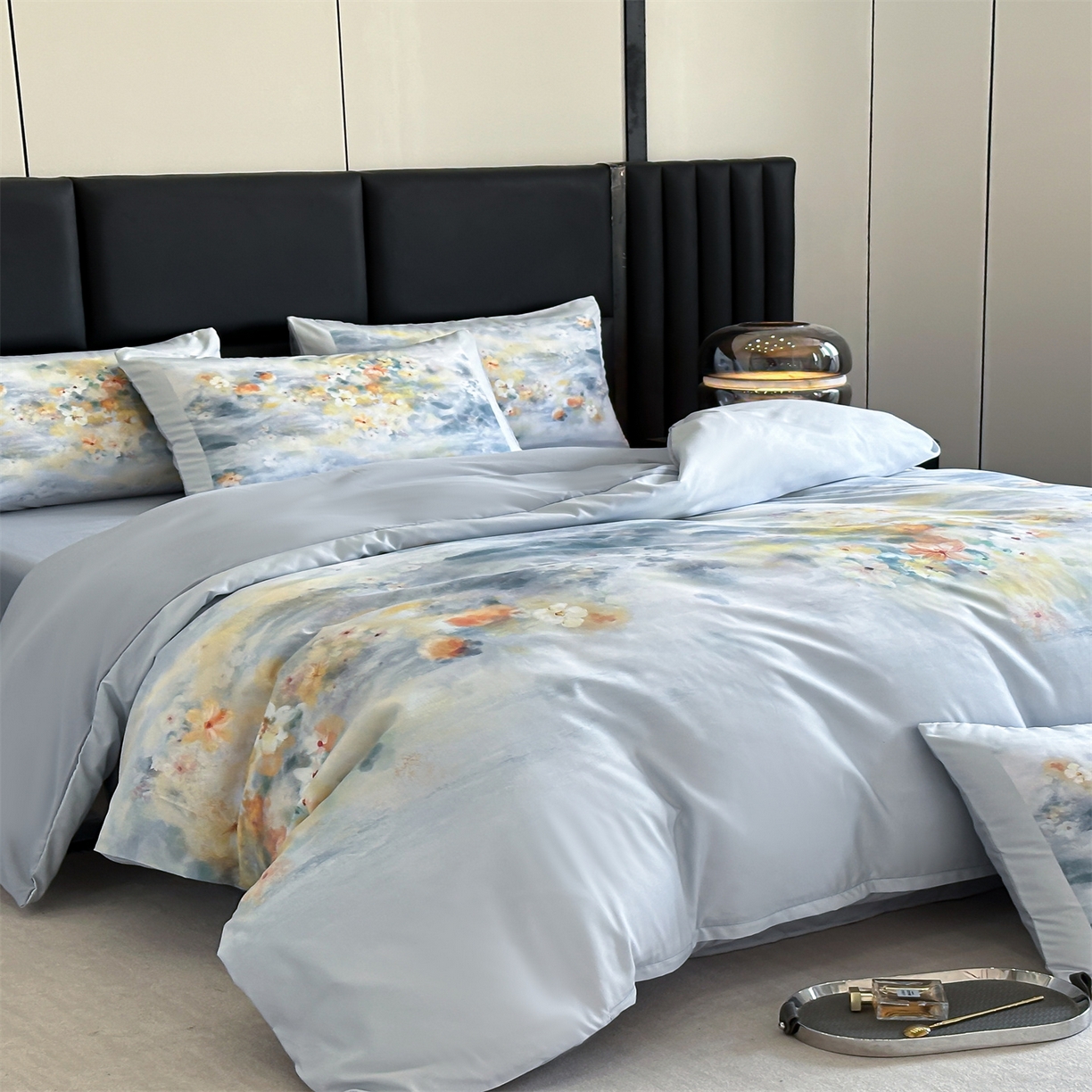 91家纺网 家纺一手货源 找家纺 经年 2026春夏新款亲肤棉加厚磨毛数码印花四件套-倾城 倾城-浅灰