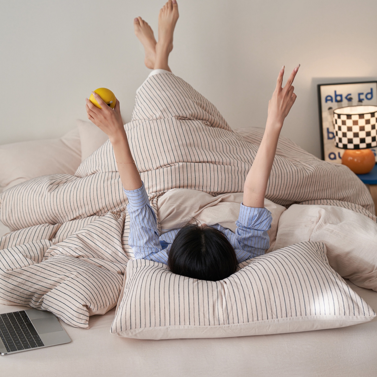 91家纺网 家纺一手货源 找家纺 如一 2026新款色织小提花条纹全棉纯棉水洗棉四件套 禾风-驼