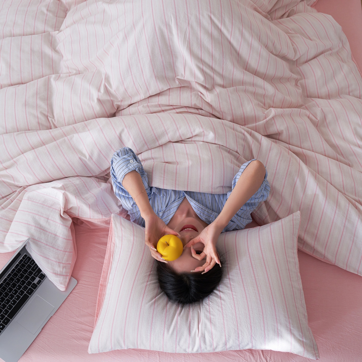 91家纺网 家纺一手货源 找家纺 如一 2026新款色织小提花条纹全棉纯棉水洗棉四件套 织野-粉