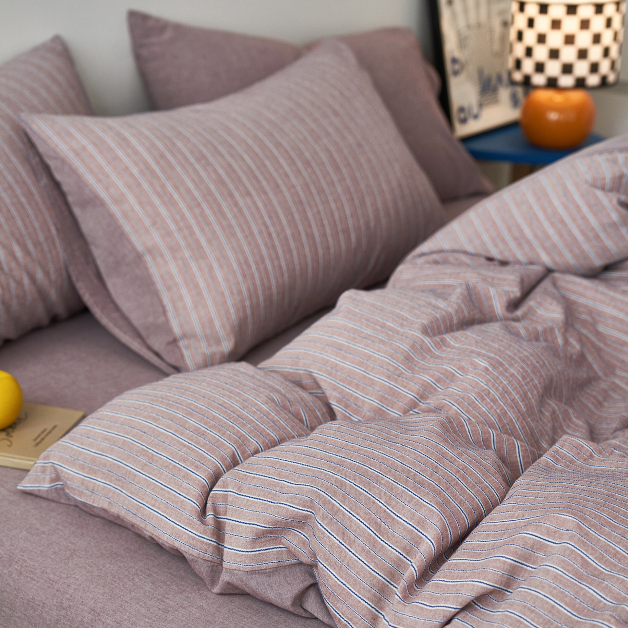 91家纺网 家纺一手货源 找家纺 如一 2026新款色织小提花条纹全棉纯棉水洗棉四件套 禾风-紫