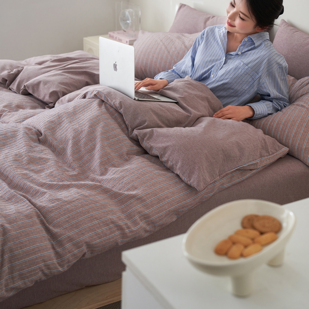 91家纺网 家纺一手货源 找家纺 如一 2026新款色织小提花条纹全棉纯棉水洗棉四件套 禾风-紫