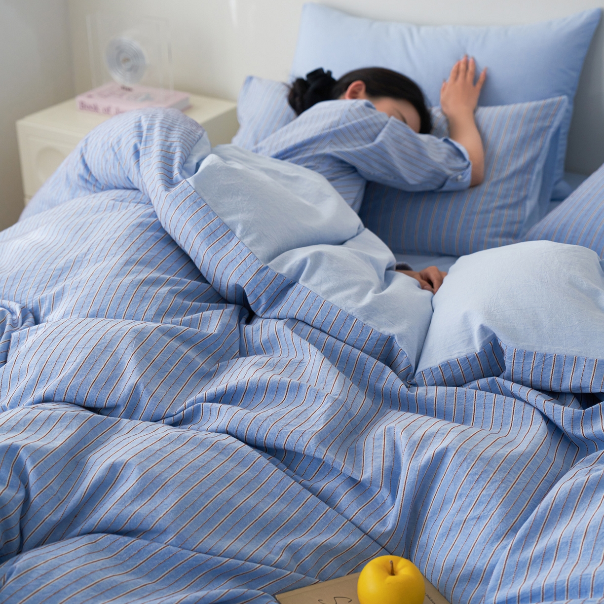 91家纺网 家纺一手货源 找家纺 如一 2026新款色织小提花条纹全棉纯棉水洗棉四件套 禾风-蓝