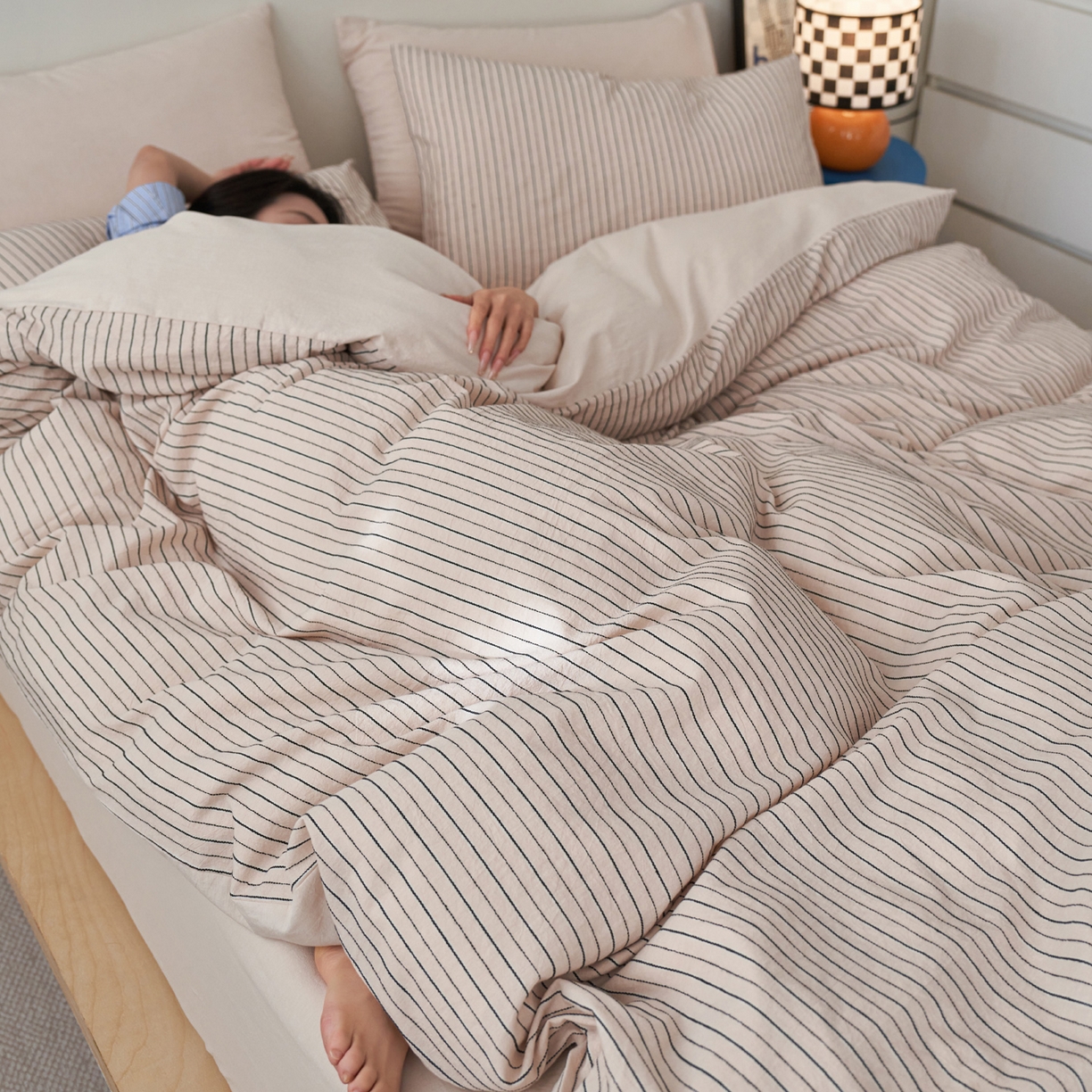 91家纺网 家纺一手货源 找家纺 如一 2026新款色织小提花条纹全棉纯棉水洗棉四件套 禾风-驼