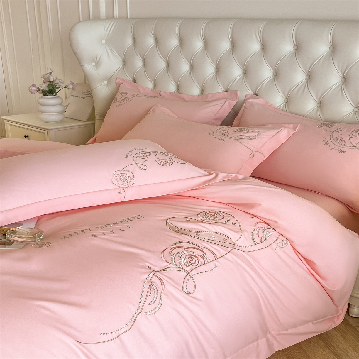 91家纺网 家纺一手货源 找家纺 经年 2026春夏新款云朵棉刺绣四件套-一见倾心 一见倾心-粉玉